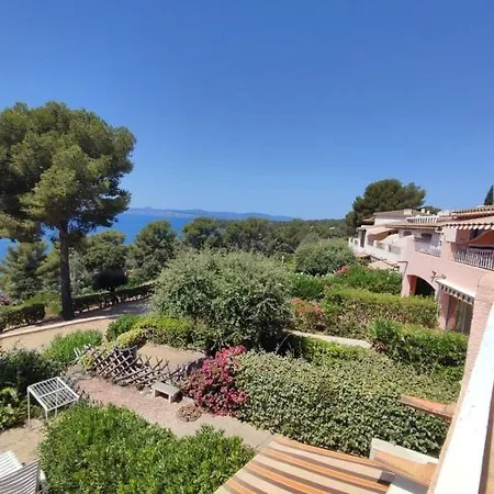 Apartment With Balcony In Pool&tennis Saint-Raphaël