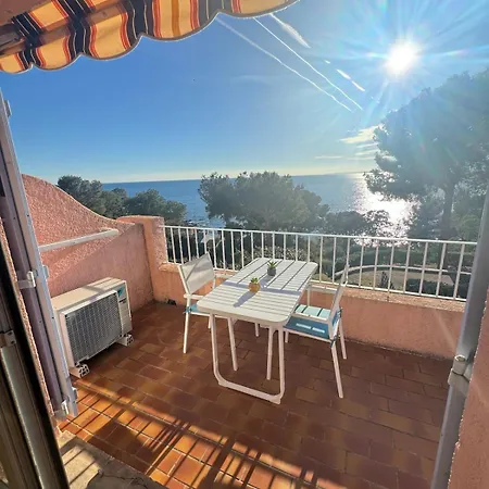With Balcony In Pool&tennis Apartment *
